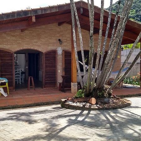 Pousada Casa Do Gustavo Гуаружа Екстериор снимка