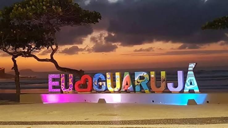 Pousada Casa Do Gustavo Гуаружа Екстериор снимка