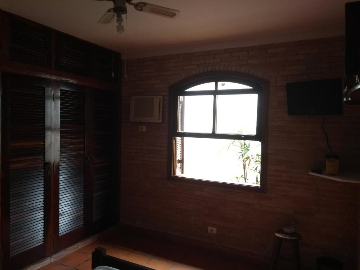 Pousada Casa Do Gustavo Гуаружа Екстериор снимка